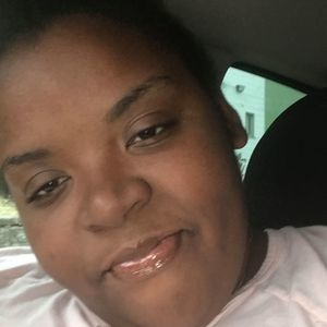 Meet your Posher, Ronisha